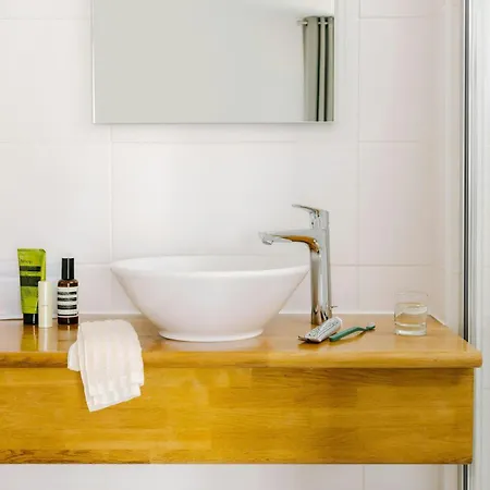 فندق Yelo Lumiere Centre Ville, Sonder By Marriott Bonvoy 4*